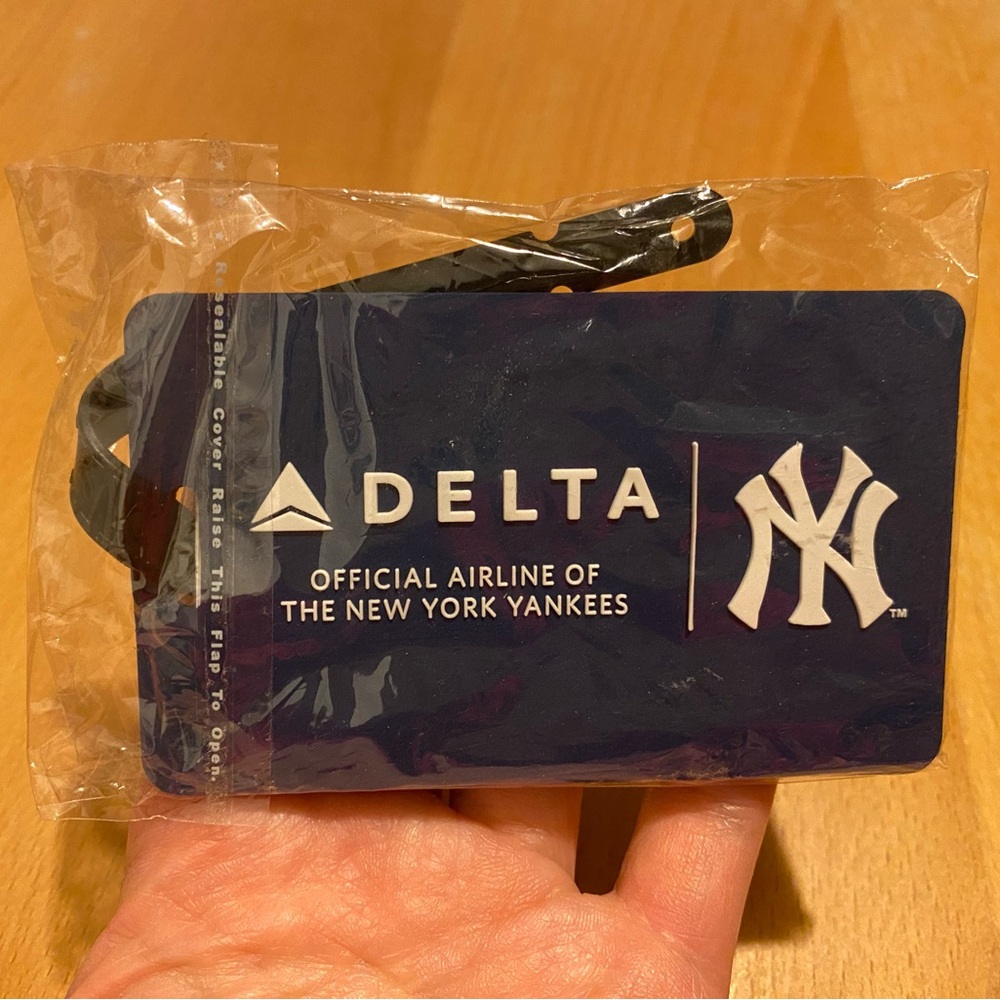 New York Yankees Delta Luggage Tag